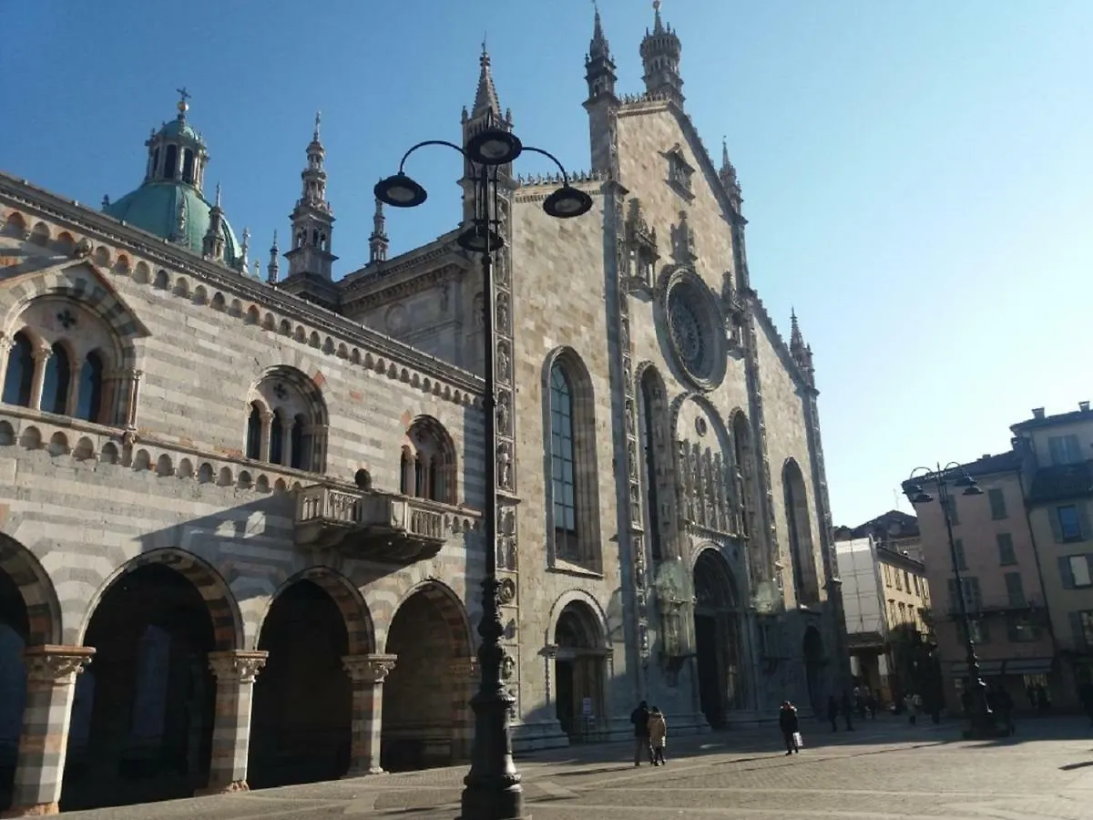 Ferienwohnung Le Quinte Del Duomo Como